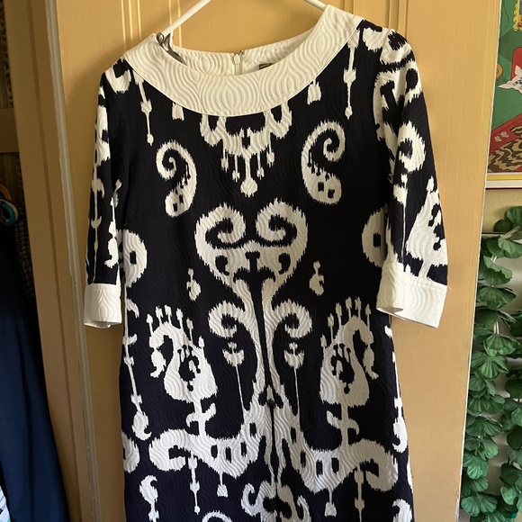 Ann Taylor,  elegant dress. Perfect for office or WFH - Picture 1 of 3